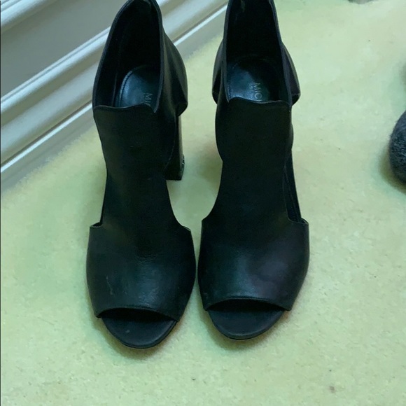 Michael Kors black heels - Picture 4 of 6